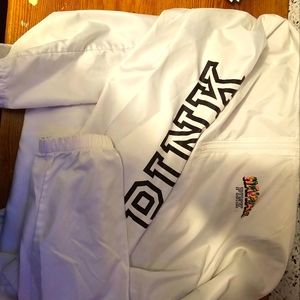 PINK BRAND PULLOVER WINDBREAKER